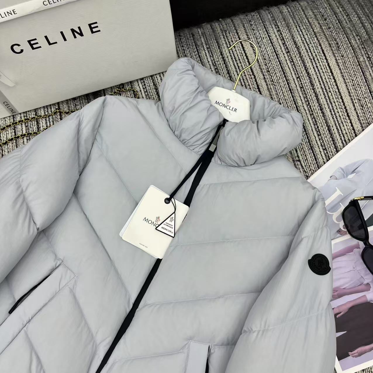 MONCLER 25S STAND-COLLAR DOWN JACKET 223