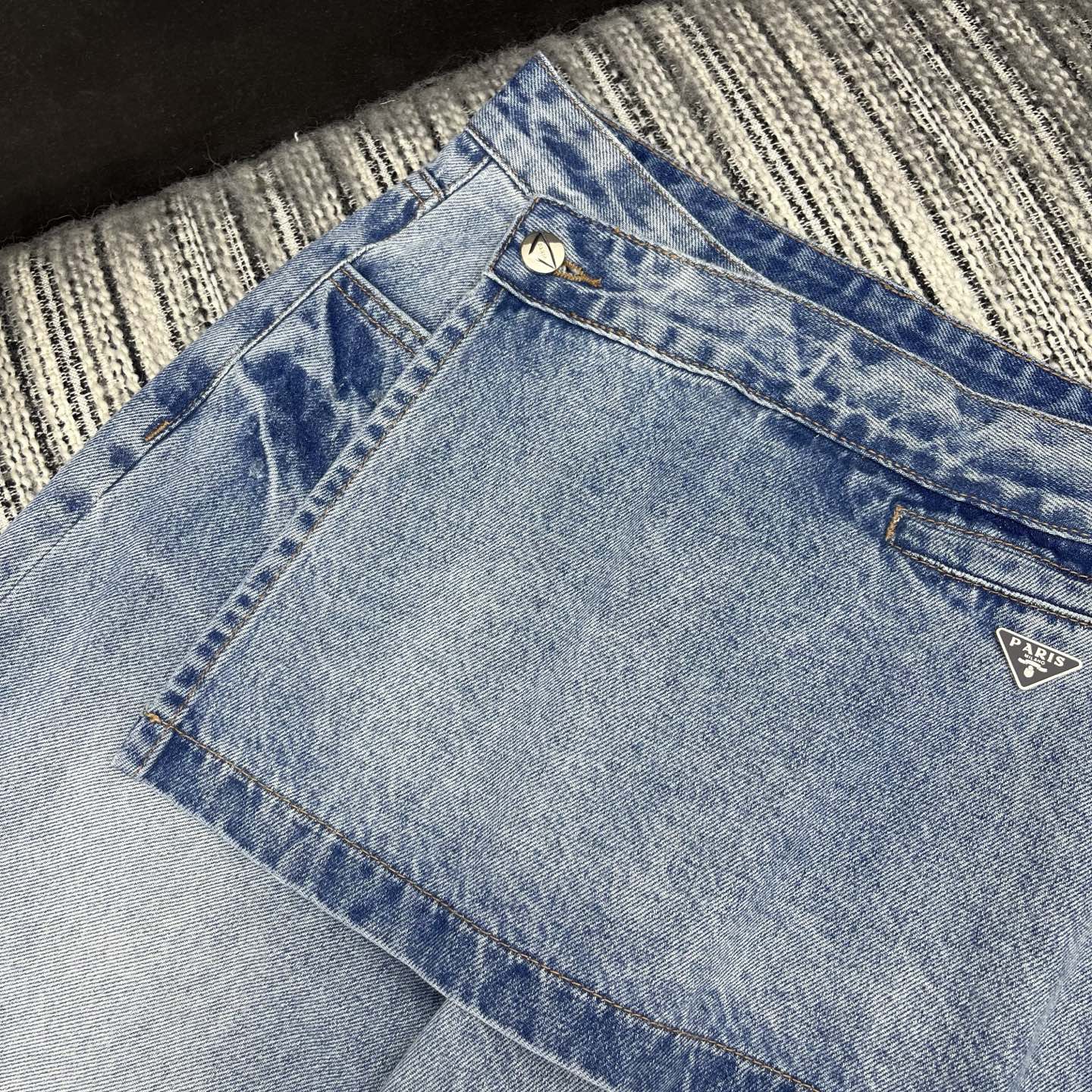 PRADA 26S WIDE-LEG JEANS 1059