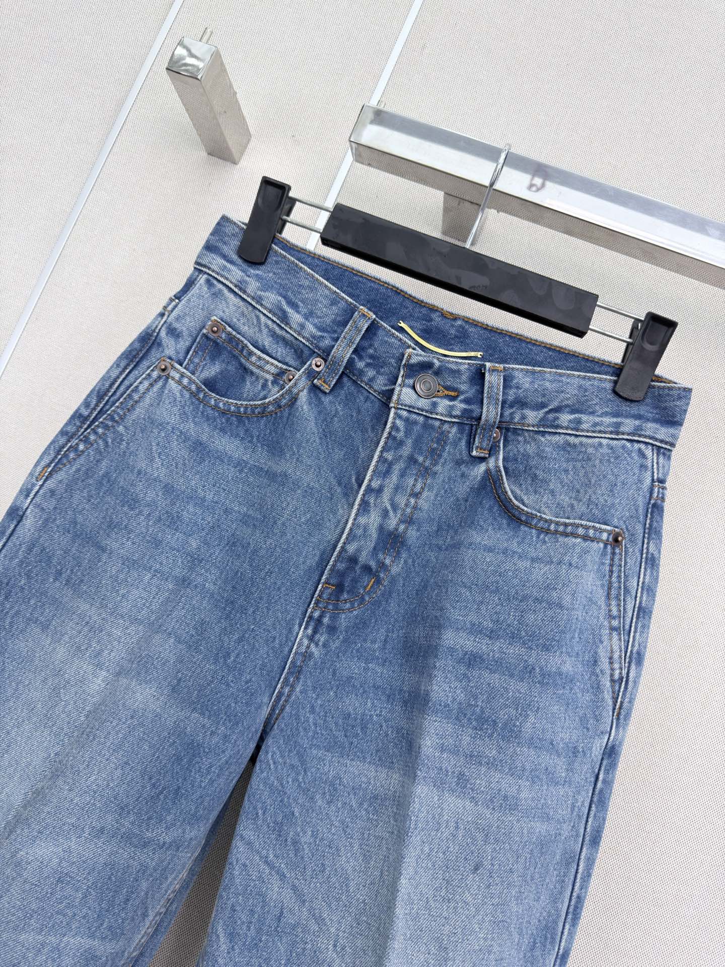 YSL 26S WIDE-LEG JEANS 472