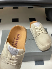 BALENCIAGA 25S MULES BIRKENSTOCK IN CREAM BEIGE SUEDE