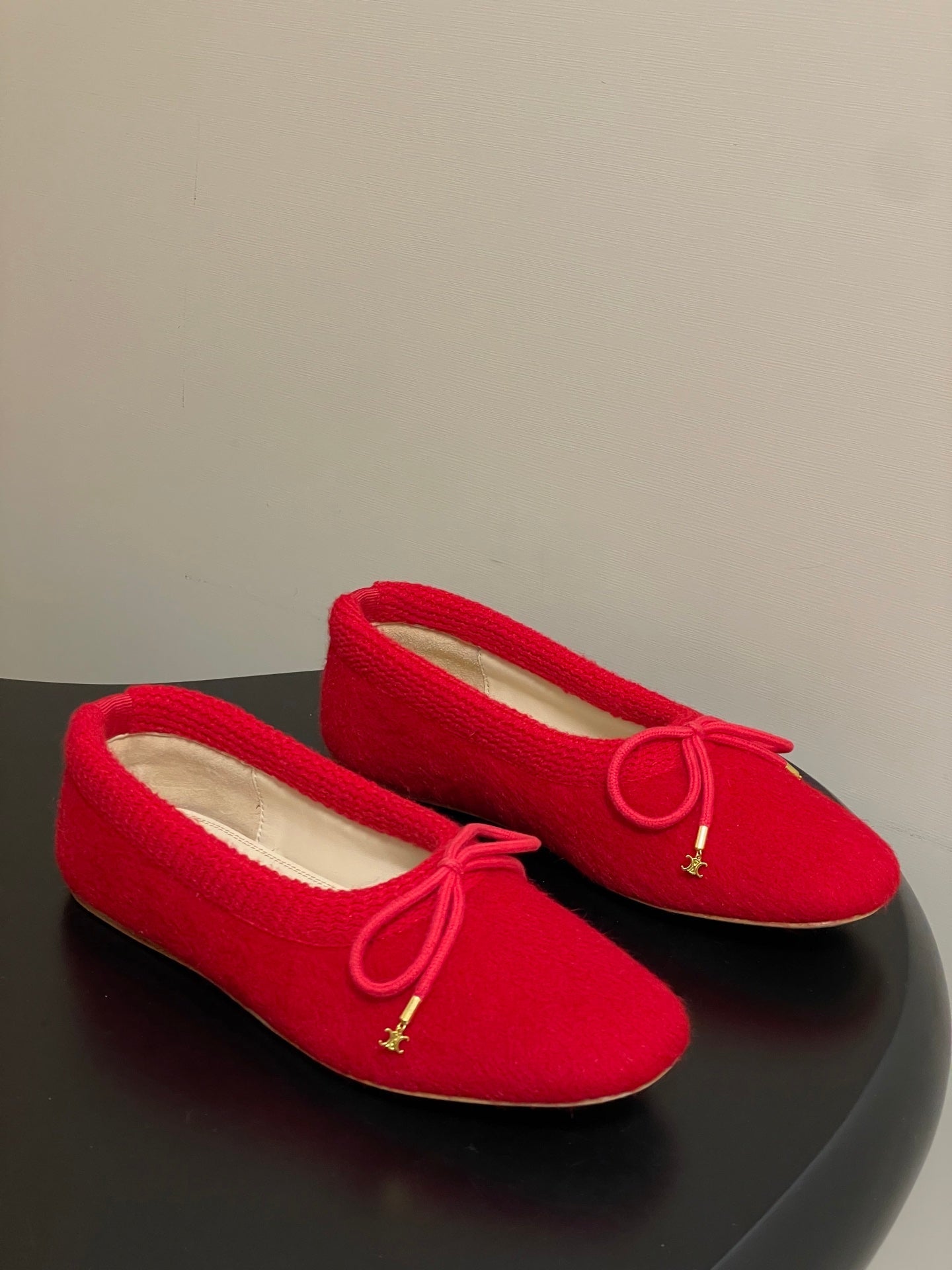 CELINE 26S BALLET FLATS IN RED WOOL WITH BOW