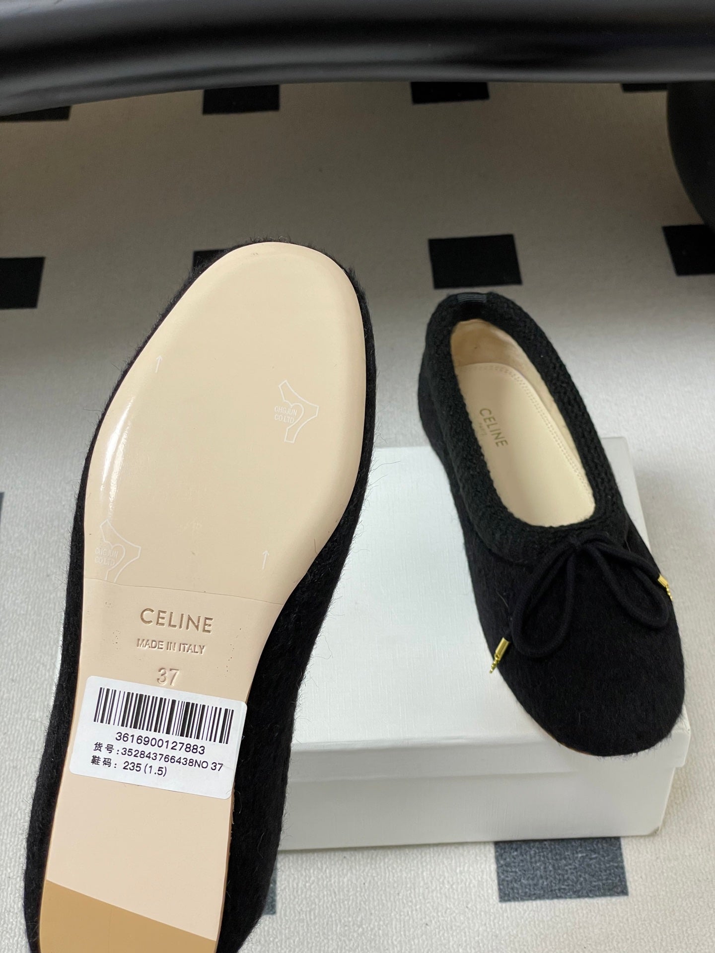 CELINE 26S BALLET FLATS IN BLACK WOOL WITH BOW