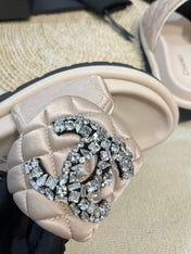 New Style Diamond Buckle Double C Thick Bottom Slippers Beige Cream Sheepskin
