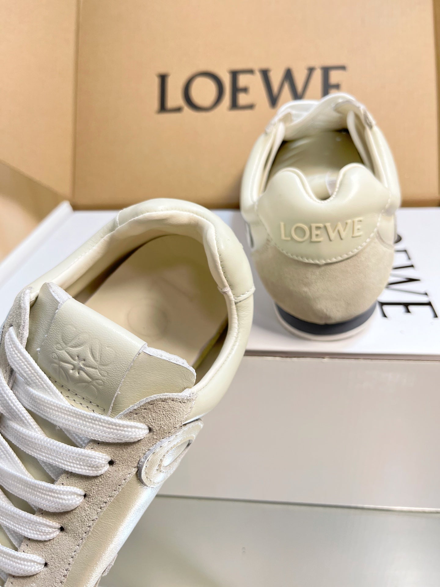 LOEWE 26S RUNNER 2.0 SNEAKERS IN OFF-WHITE CALFSKIN AND SUEDE