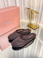 MIUMIU 26S FLAT MULES IN CHOCOLATE BROWN FABRIC AND LEATHER 