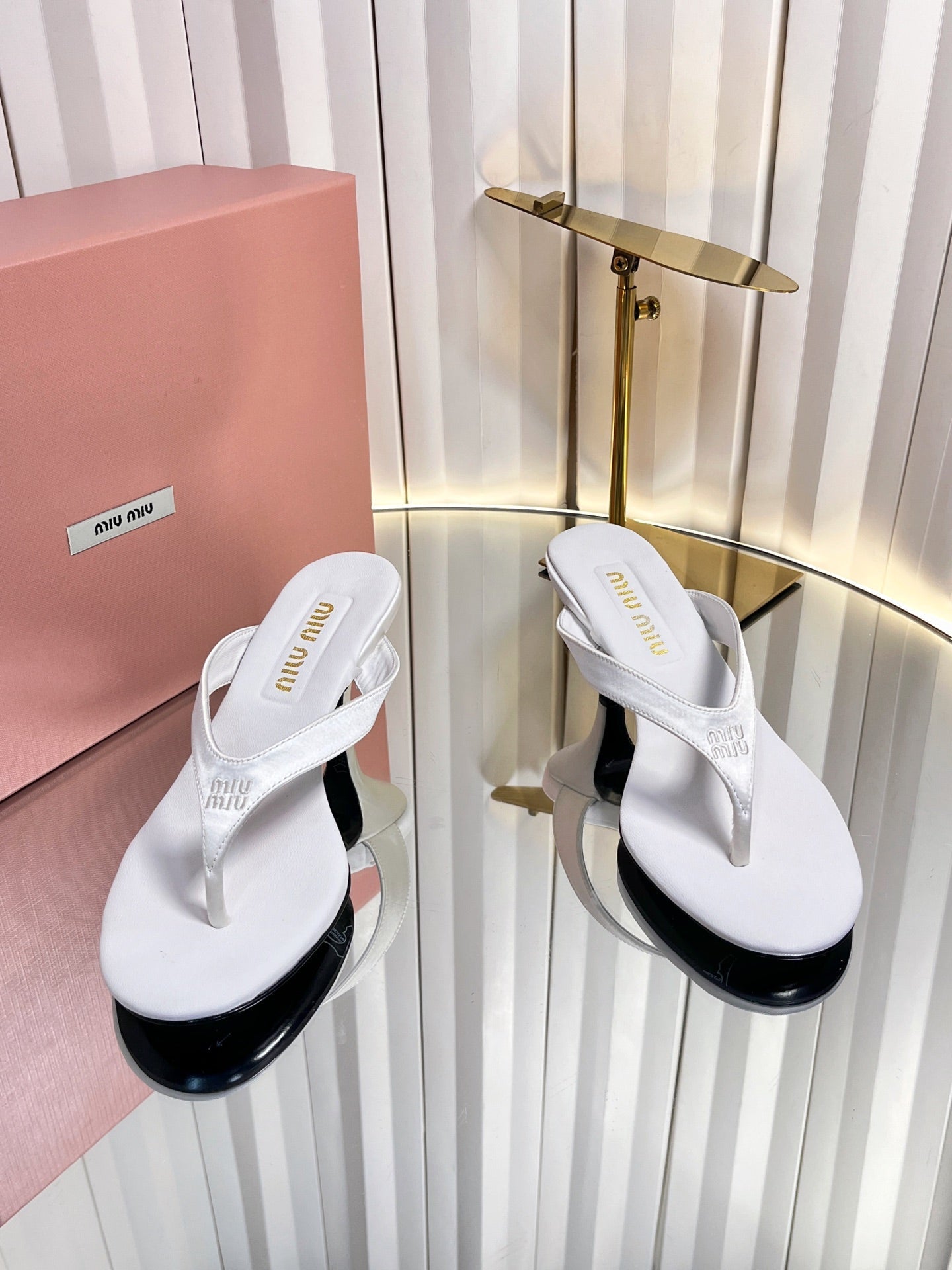 MIUMIU 26S THONG HEELED SANDALS 50 MM IN WHITE LAMBSKIN AND SATIN