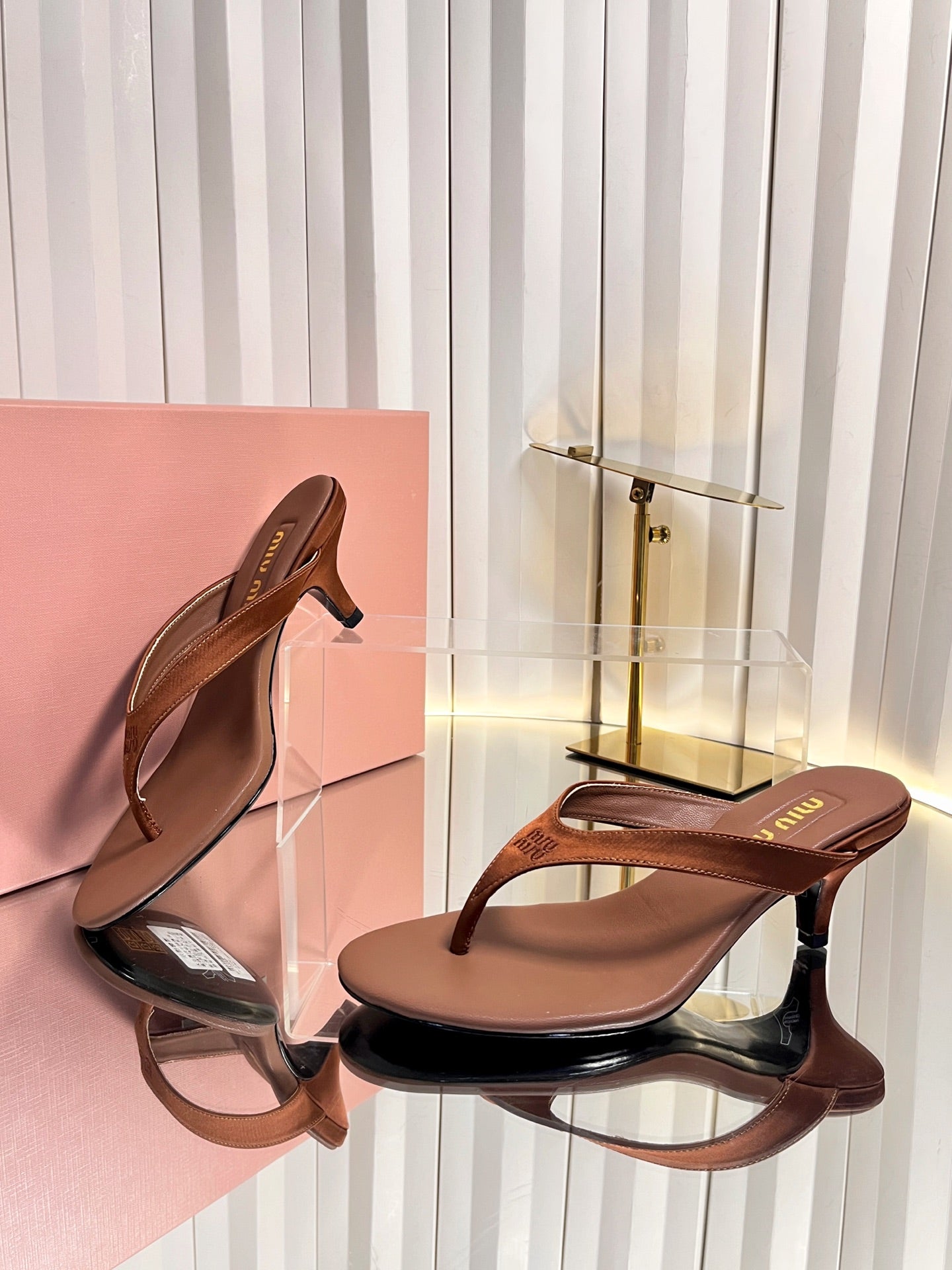 MIUMIU 26S THONG HEELED SANDALS 50 MM IN BROWN LAMBSKIN AND SATIN