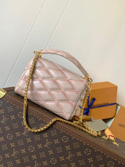 LV 25S GO-14 MM 23 IN LIGHT PINK QUILTED LAMBSKIN GOLD HARDWRE