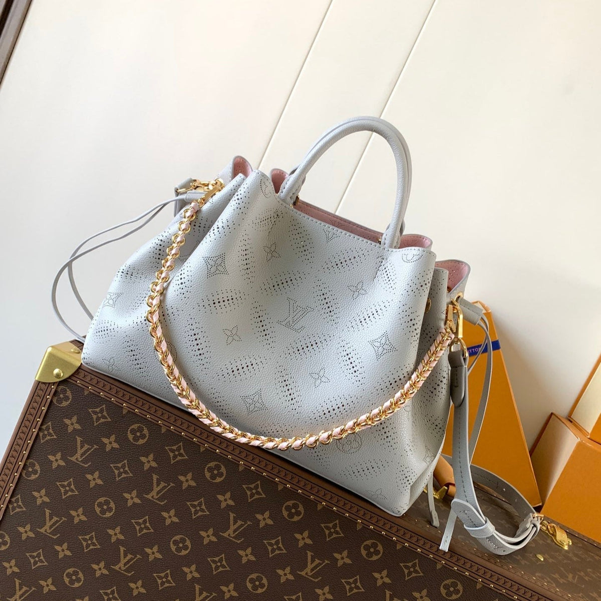 LV 25S BELLA TOTE BAG 32 IN PINK GREY PERFORATED MAHINA CALFSKIN