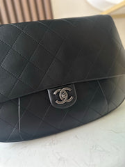 CHANEL 25S SHOULDER BAG 34 IN BLACK CALFSKIN