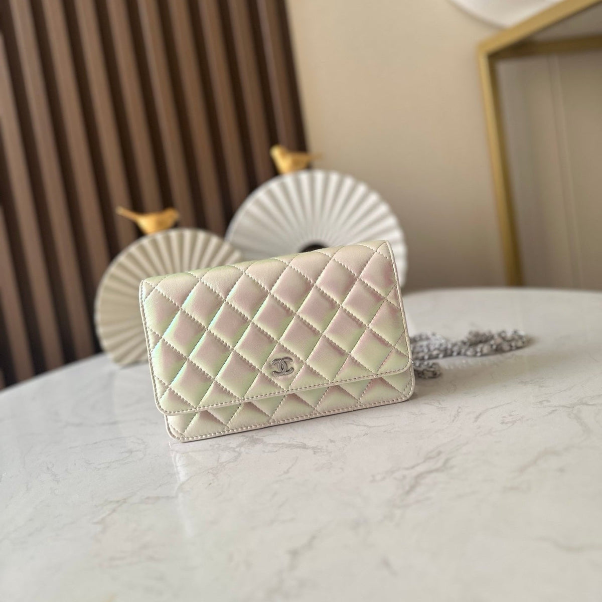 CHANEL 25S WALLET ON CHAIN 19 IN PEARLESCENT PINK WHITE LAMBSKIN