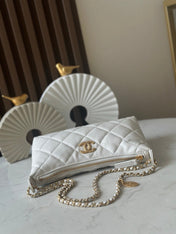 CHANEL 26S HOBO BAG 26 IN WHITE LAMBSKIN