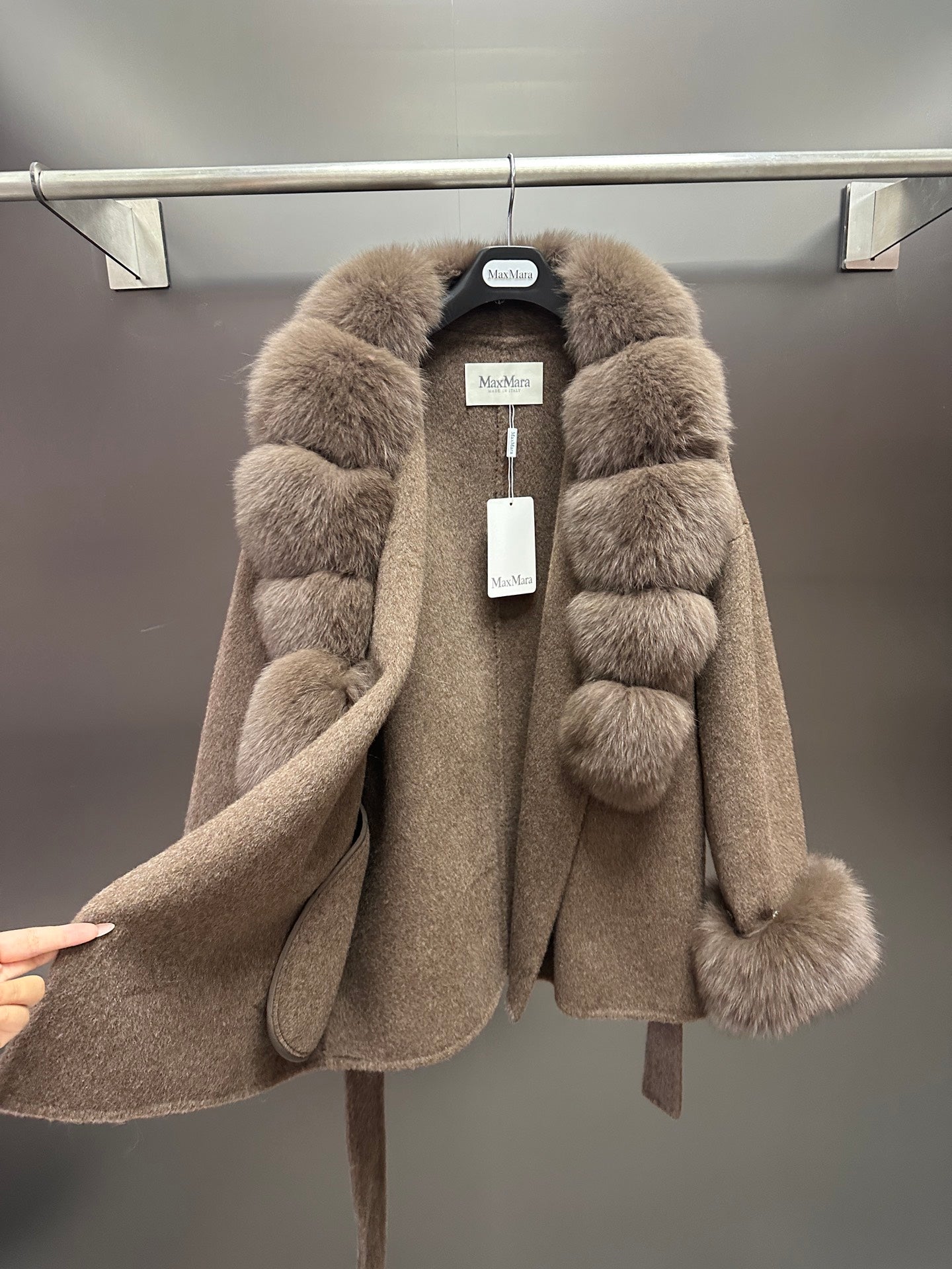 MAXMARA 26S FUR-TRIMMED WOOL JACKET 248