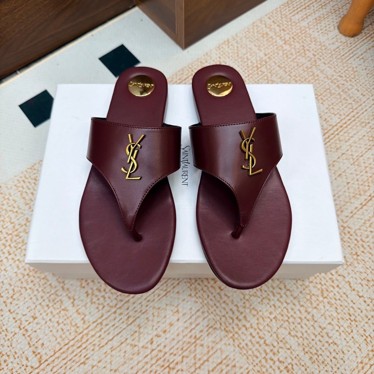 YSL 26S THONG SANDALS IN WINE RED CALFSKIN