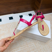 YSL 26S THONG SANDALS IN BEIGE RAFFIA AND PINK GLOSSY CALFSKIN