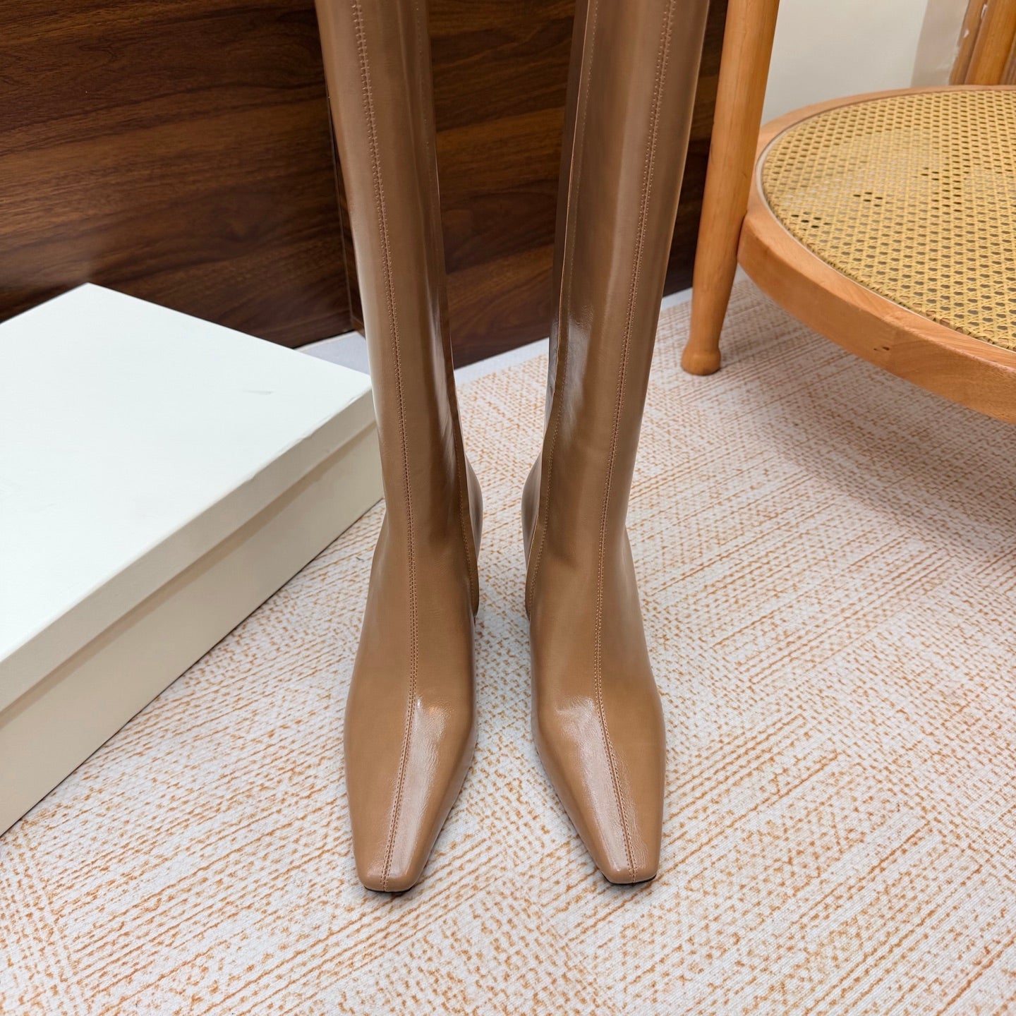 YSL 26S KNEE-HIGH BOOTS 70 MM IN CAMEL BROWN CALFSKIN
