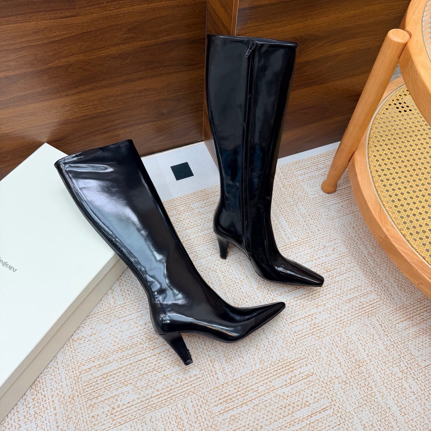 YSL 26S KNEE-HIGH BOOTS 70 MM IN BLACK GLOSSY CALFSKIN