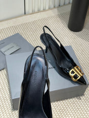 POINTED BB GOLD BUCKLE HIGH SLINGBACK 80MM IN BLACK PATENT CALFSKIN