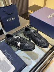 DIOR 26S LOW-TOP SNEAKERS IN BLACK DIOR OBLIQUE JACQUARD AND CALFSKIN