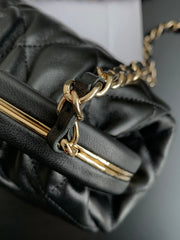 CHANEL 25S CLOUD BAG 23 CM IN BLACK LAMBSKIN WITH GOLD HARDWARE