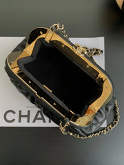 CHANEL 25S CLOUD BAG 23 CM IN BLACK LAMBSKIN WITH GOLD HARDWARE