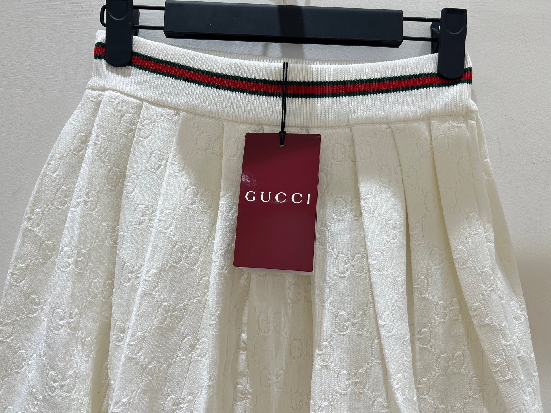 GUCCI 26S PLEATED SKIRT 377