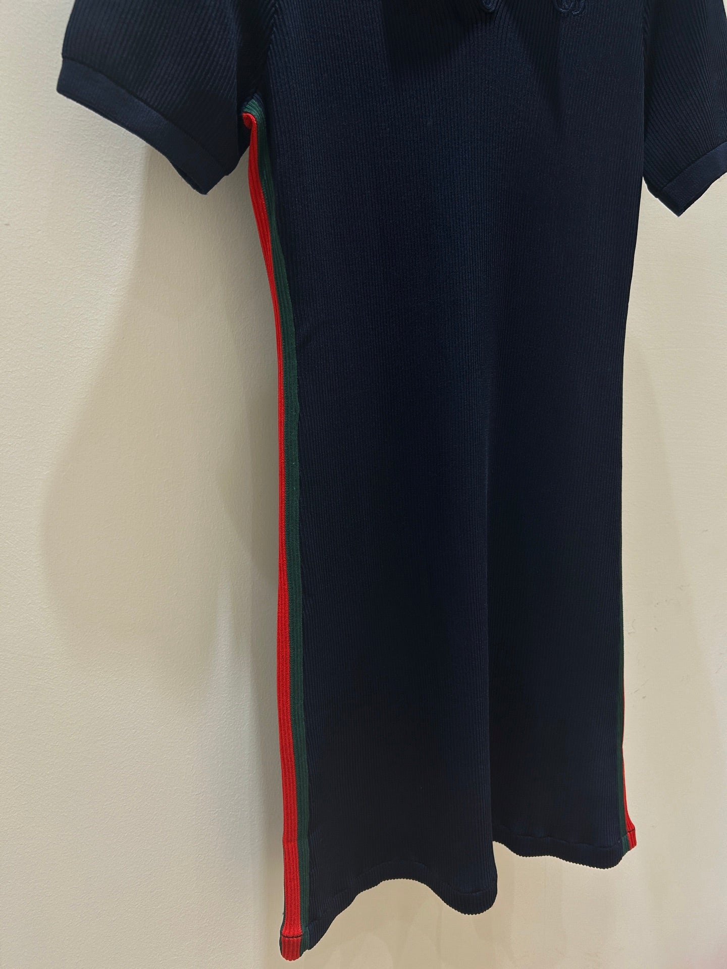 GUCCI 26S SHORT-SLEEVE KNIT POLO DRESS 379