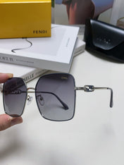 OVERSIZED BAGUETTE SQUARE FRAME SUNGLASSES 562043 IN METAL