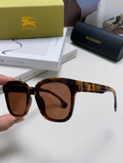 BURBERRY 26S SQUARE FRAME IN ACETATE 408176