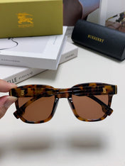 BURBERRY 26S SQUARE FRAME IN ACETATE 408176