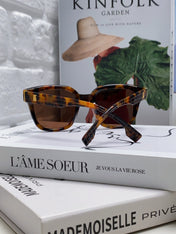 BURBERRY 26S SQUARE FRAME IN ACETATE 408176