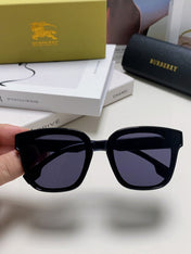 BURBERRY 26S SQUARE FRAME IN ACETATE 408177