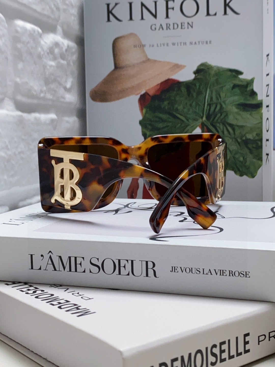 BURBERRY 26S SQUARE FRAME IN ACETATE 408179