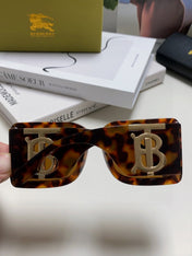 BURBERRY 26S SQUARE FRAME IN ACETATE 408179