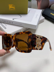 BURBERRY 26S SQUARE FRAME IN ACETATE 408179