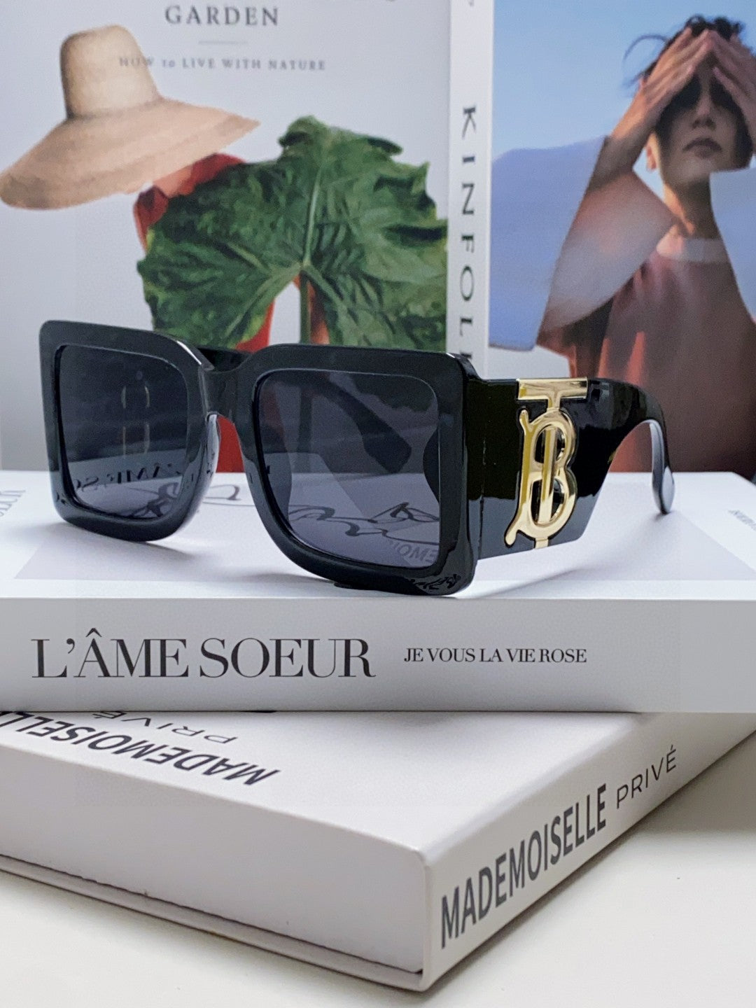 BURBERRY 26S SQUARE FRAME IN ACETATE 408180