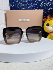 RUNWAY SQUARE SUNGLASSES 563196 IN BEIGE ACETATE