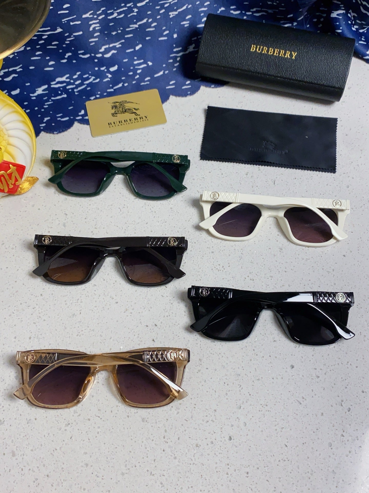 BURBERRY 26S SQUARE FRAME IN ACETATE 426335