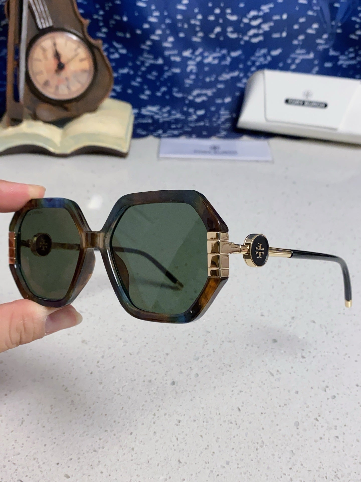 BURBERRY 26S SQUARE FRAME IN ACETATE 408238