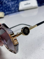 BURBERRY 26S SQUARE FRAME IN ACETATE 408239