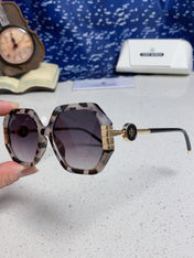 BURBERRY 26S SQUARE FRAME IN ACETATE 408239