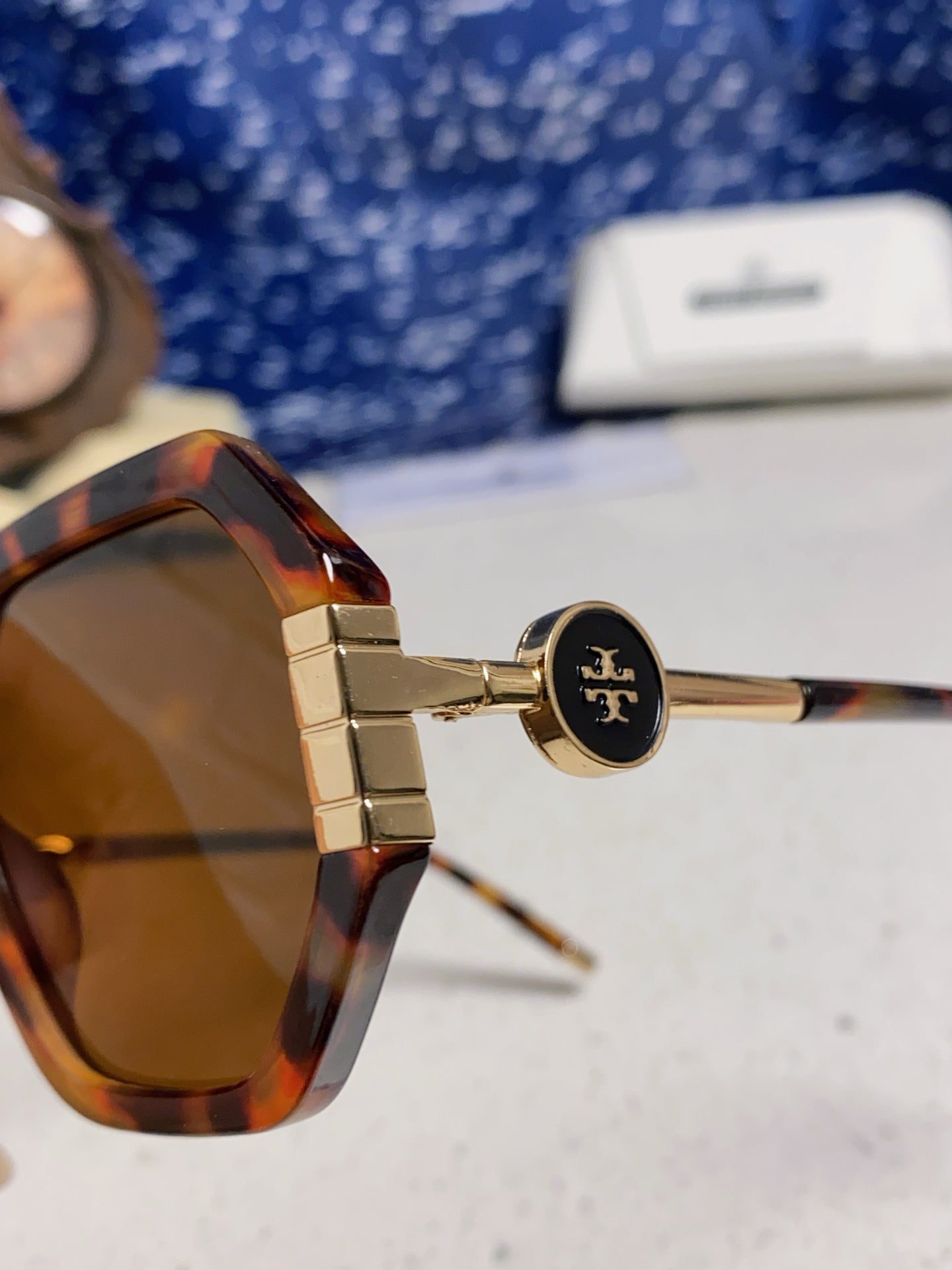 BURBERRY 26S SQUARE FRAME IN ACETATE 408240
