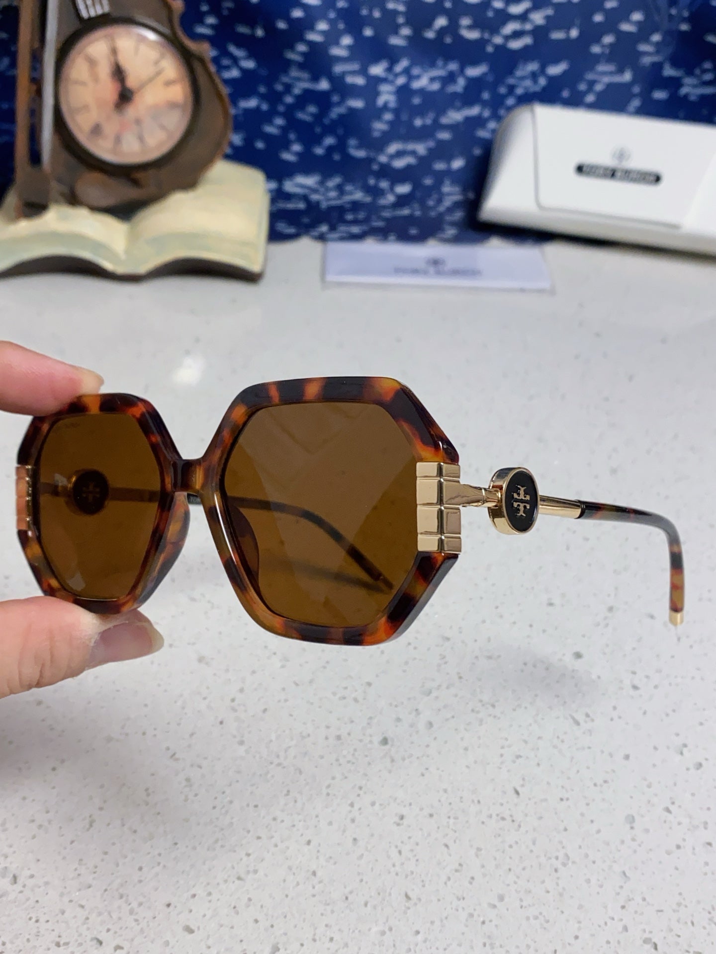 BURBERRY 26S SQUARE FRAME IN ACETATE 408240