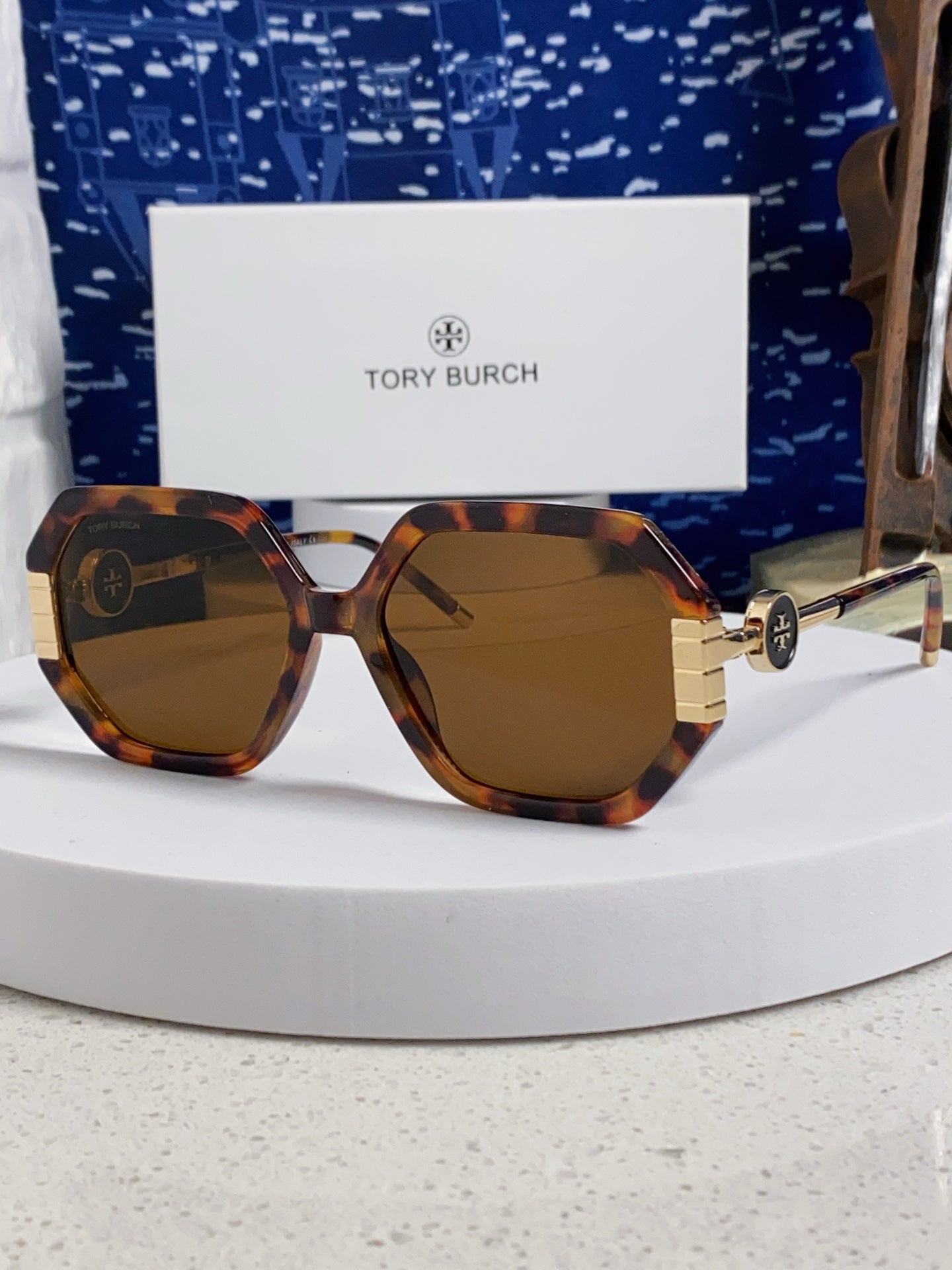 BURBERRY 26S SQUARE FRAME IN ACETATE 408240