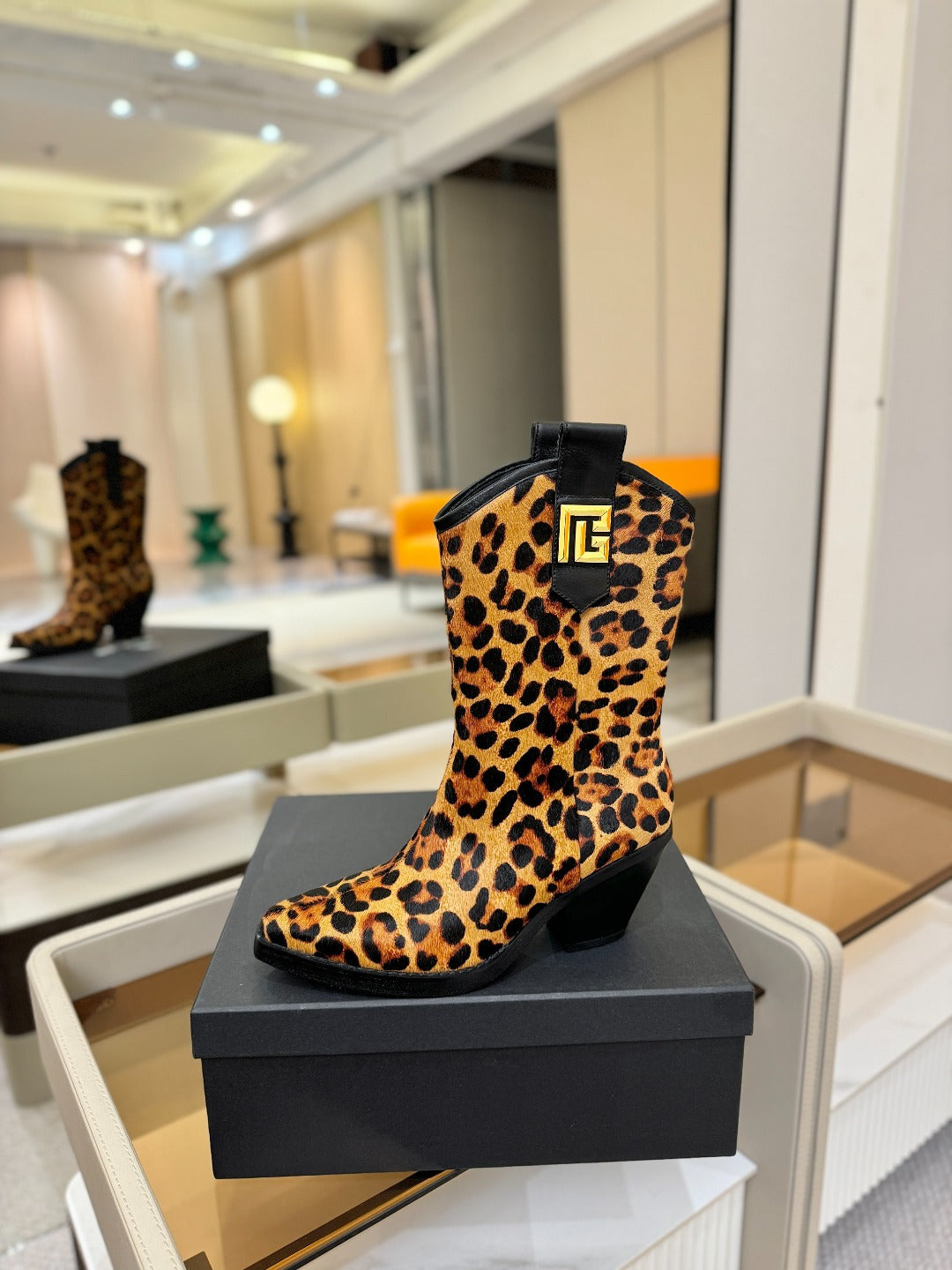 BALMAIN 26S COWBOY ANKLE BOOTS 65 MM IN LEOPARD PRINT PONY HAIR