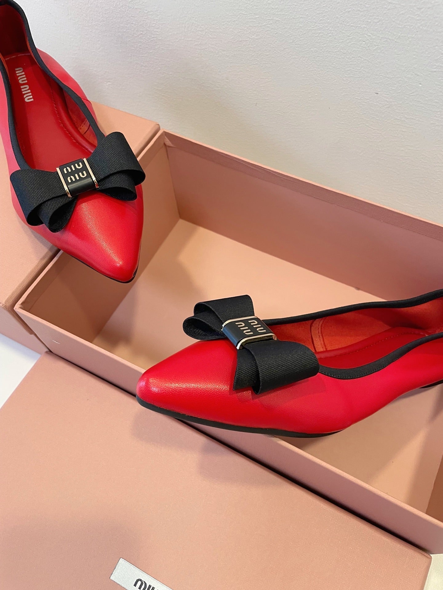 MIUMIU 26S BALLET FLATS IN RED CALFSKIN WITH BOW