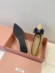 MIUMIU 26S BALLET FLATS IN BEIGE CALFSKIN WITH BOW