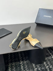 CHANEL 26S FLAT POINTED-TOE SLINGBACKS IN BEIGE AND BLACK LAMBSKIN