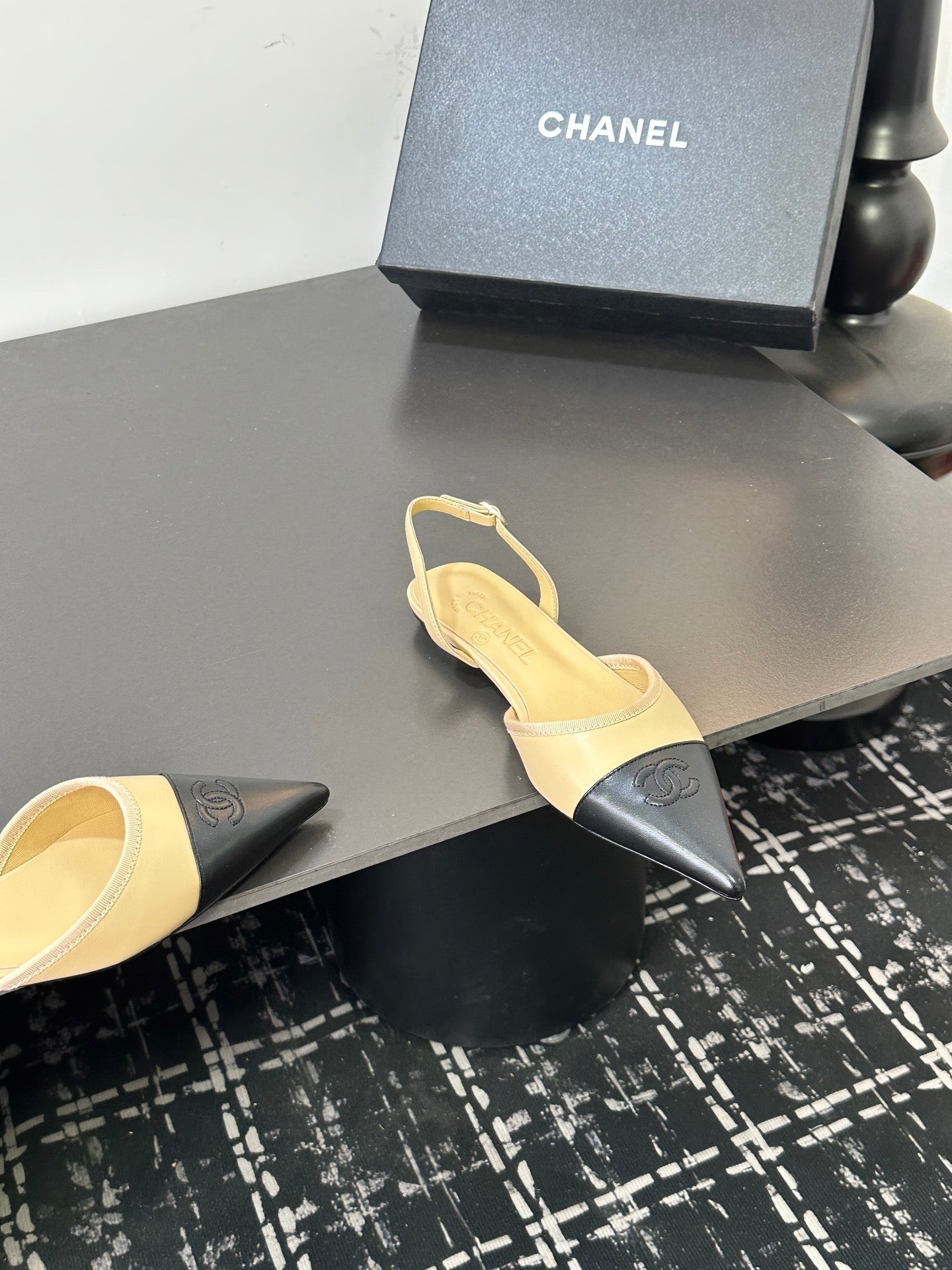 CHANEL 26S POINTED-TOE SLINGBACKS IN BEIGE AND BLACK LAMBSKIN