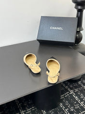 CHANEL 26S POINTED-TOE SLINGBACKS IN BEIGE AND BLACK LAMBSKIN